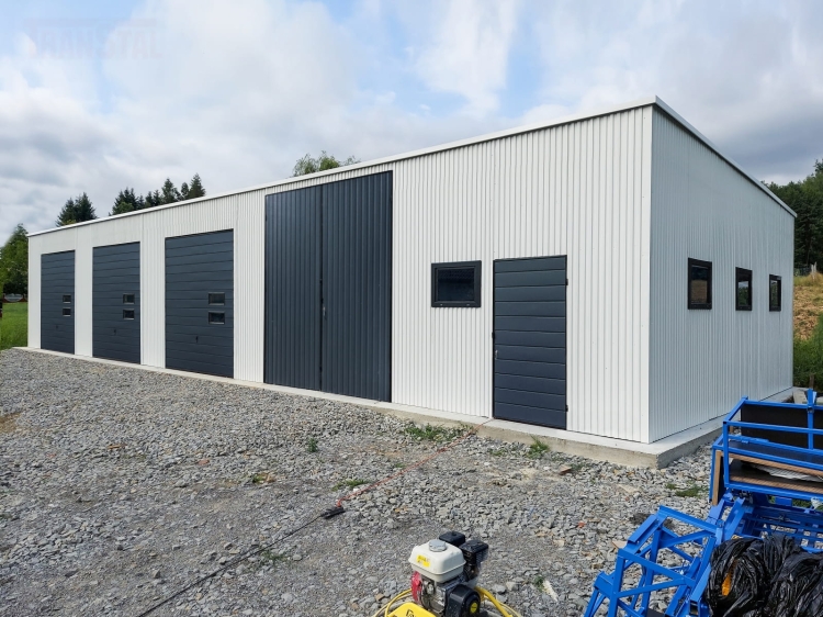 hala-blaszana-20x7m-biel-grafit-polysk-low.jpg
