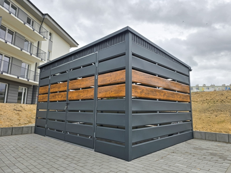 wiata-smietnikowa-4,5x3,2-grafit-dab-rustyalny-2.jpg